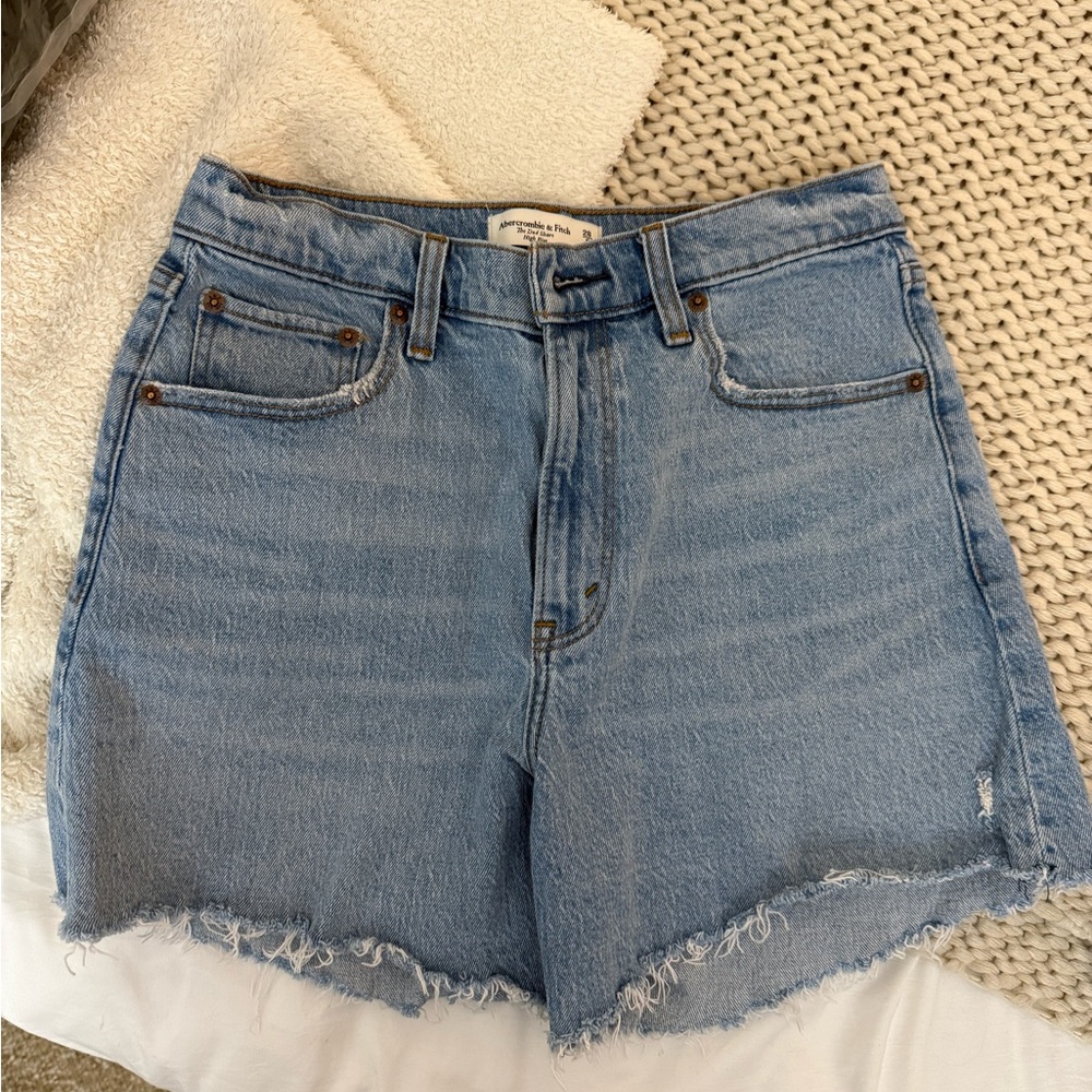 Abercrombie High Rise Dad Short